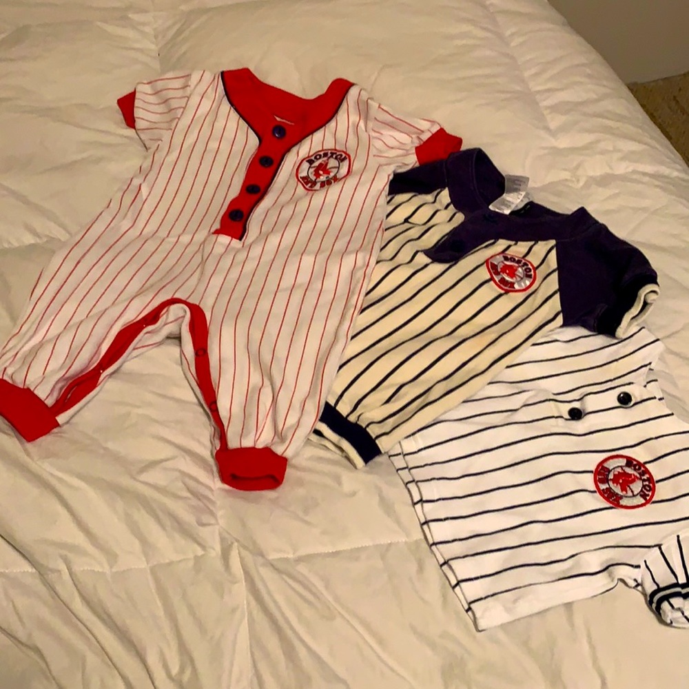 Red Sox 6-9 month clothes